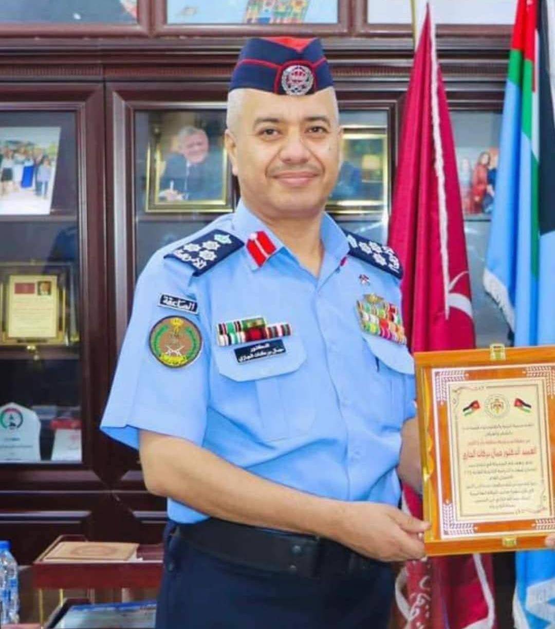 الشيخ ياسر الجازي يهنئ ابن عمه جمال بركات بتعيينه قائدًا لإقليم العاصمة