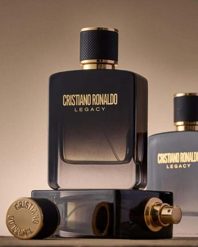 كريستيانو رونالدو يطلق عطرا جديدا يحمل اسم “Legacy”