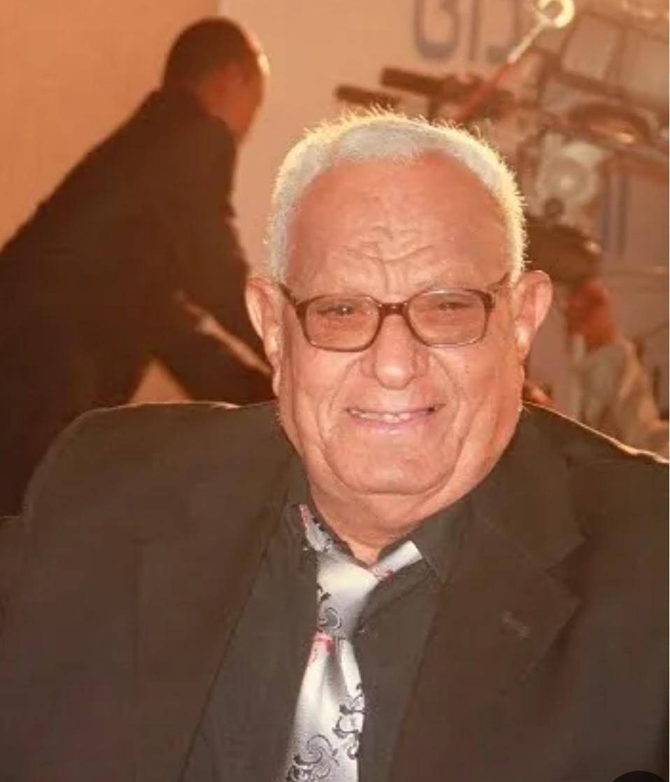 وفاة الفنان التشكيلي والرسام السوداني ادمون منير