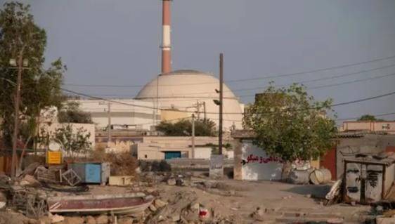 روسيا ستبني 4 محطات نووية في إيران