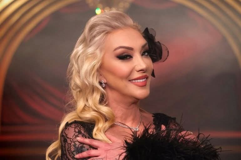 وفاة الفنانة التركية  غُل توت اثر سقوطها من الطابق الخامس