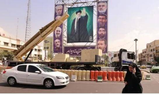 ما العقوبات التي أعيد فرضها على طهران؟