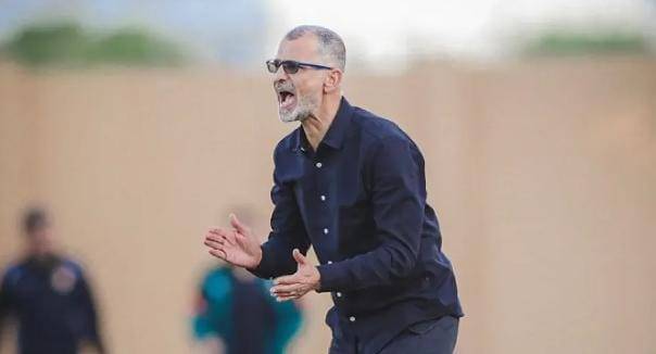 استقالة بشار بني ياسين المدير الفني لنادي الاهلي