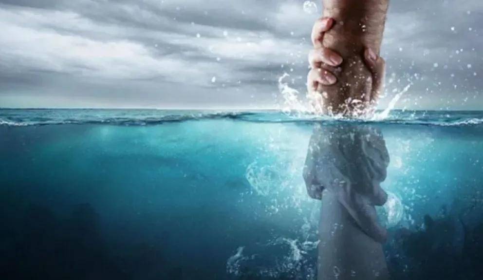 أسرار حلم إنقاذ شخص من الغرق.. ماذا يقول العلماء؟