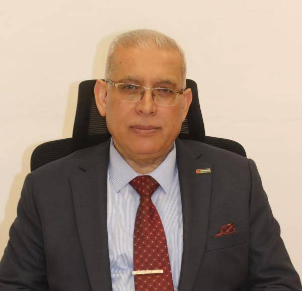 تعيين خريسات عميدًا للكلية الجامعية العربية للتكنولوجيا