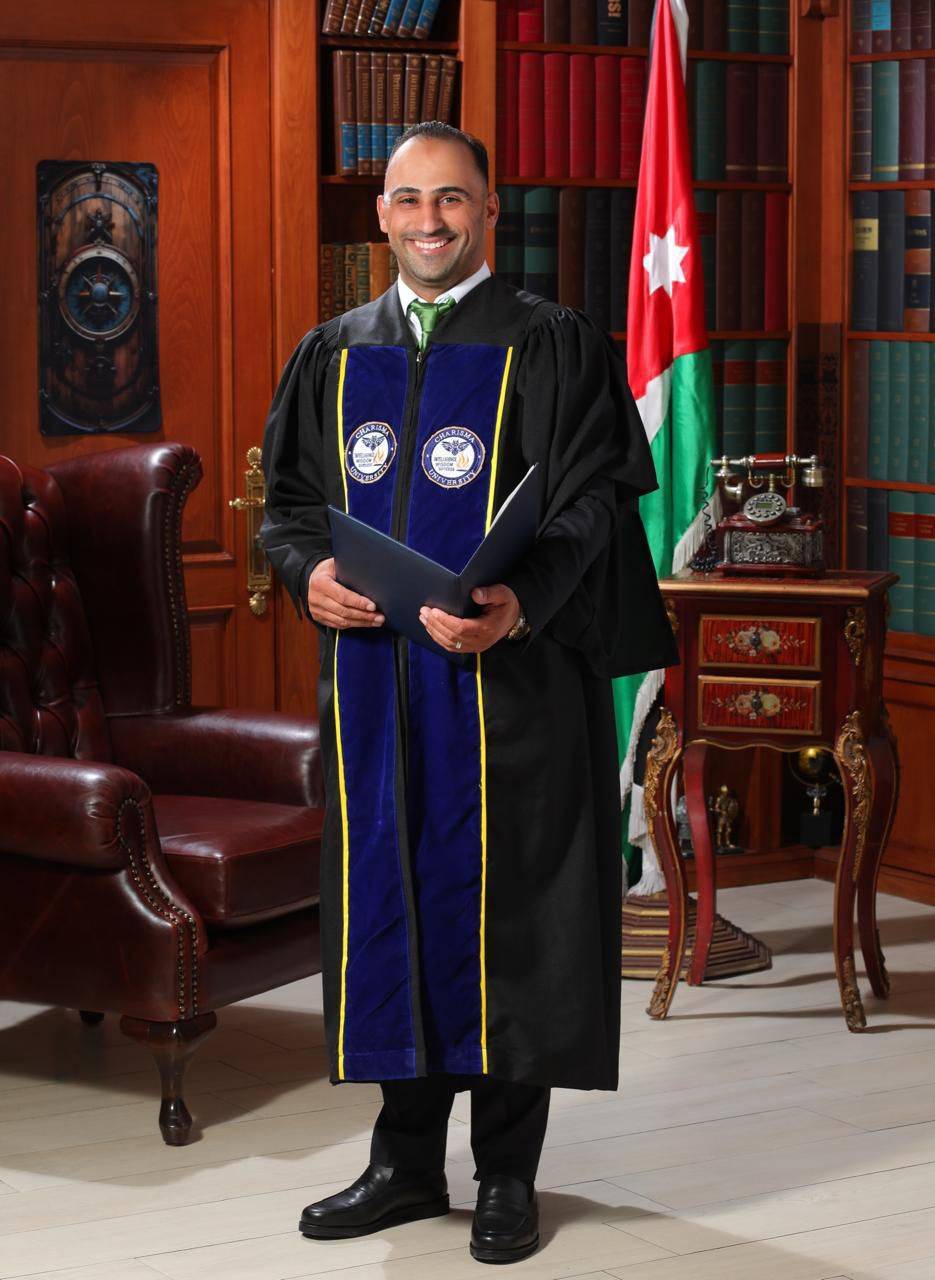 المغربي ينال درجة الدكتوراه في إدارة الأعمال من جامعة بريطانيا