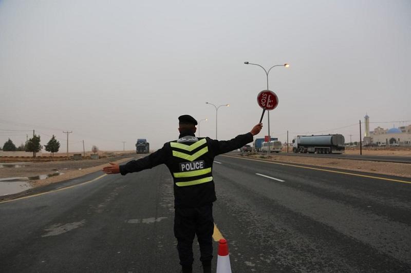 6 اصابات بحوادث عدة على طرق المملكة بينها حادثي دهس
