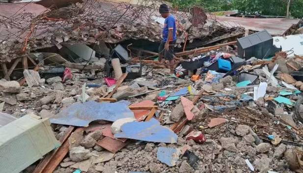 ارتفاع حصيلة ضحايا زلزال الفلبين إلى 72 قتيلا