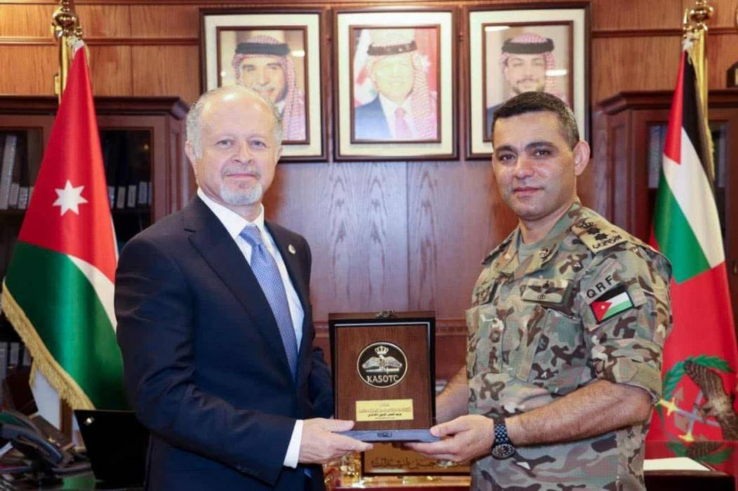 مدير عام صندوق الائتمان العسكري يزور مركز الملك عبدالله الثاني للعمليات الخاصة