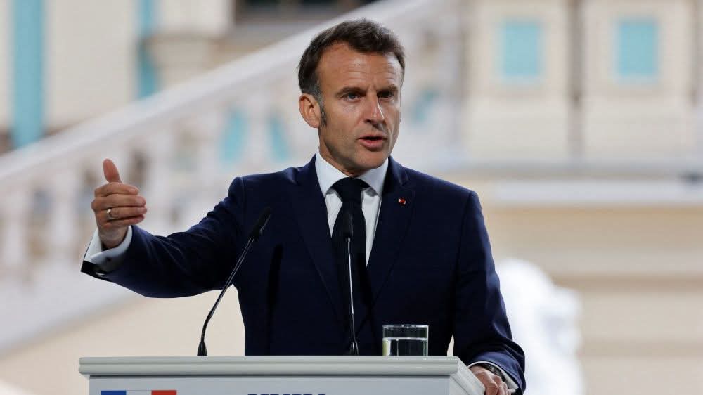 الرئيس الفرنسي يطالب إسرائيل بحماية الفرنسيين على متن سفن أسطول الصمود