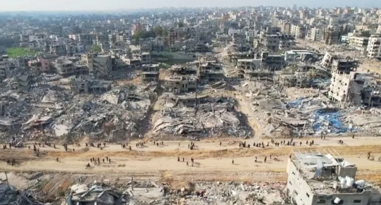 إعلام عبري : إسرائيل تعد قائمة الأسرى وخرائط الانسحاب من غزة