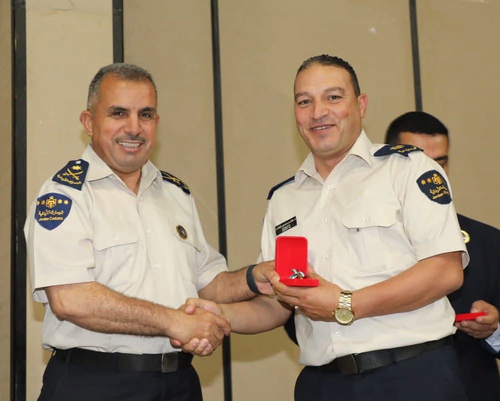 هاشم الهاشم الحمايدة اسد من ذيبان في عرين الوطن ..