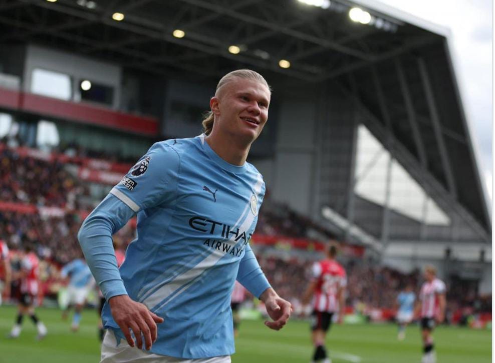 الدوري الإنجليزي.. مانشستر سيتي يفوز على برنتفورد ويتقدم للمركز الخامس