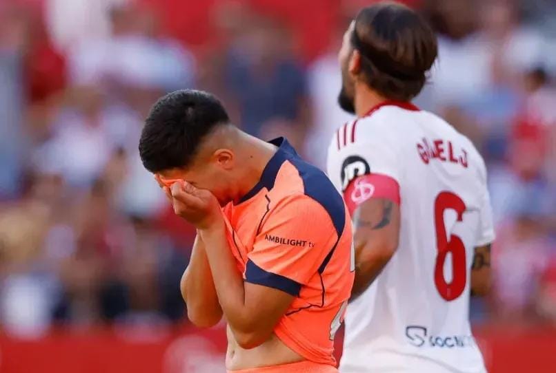 فخر الأندلس يسحق العملاق الكتالوني.. مخلص هزيمة برشلونة الثقيلة أمام إشبيلية