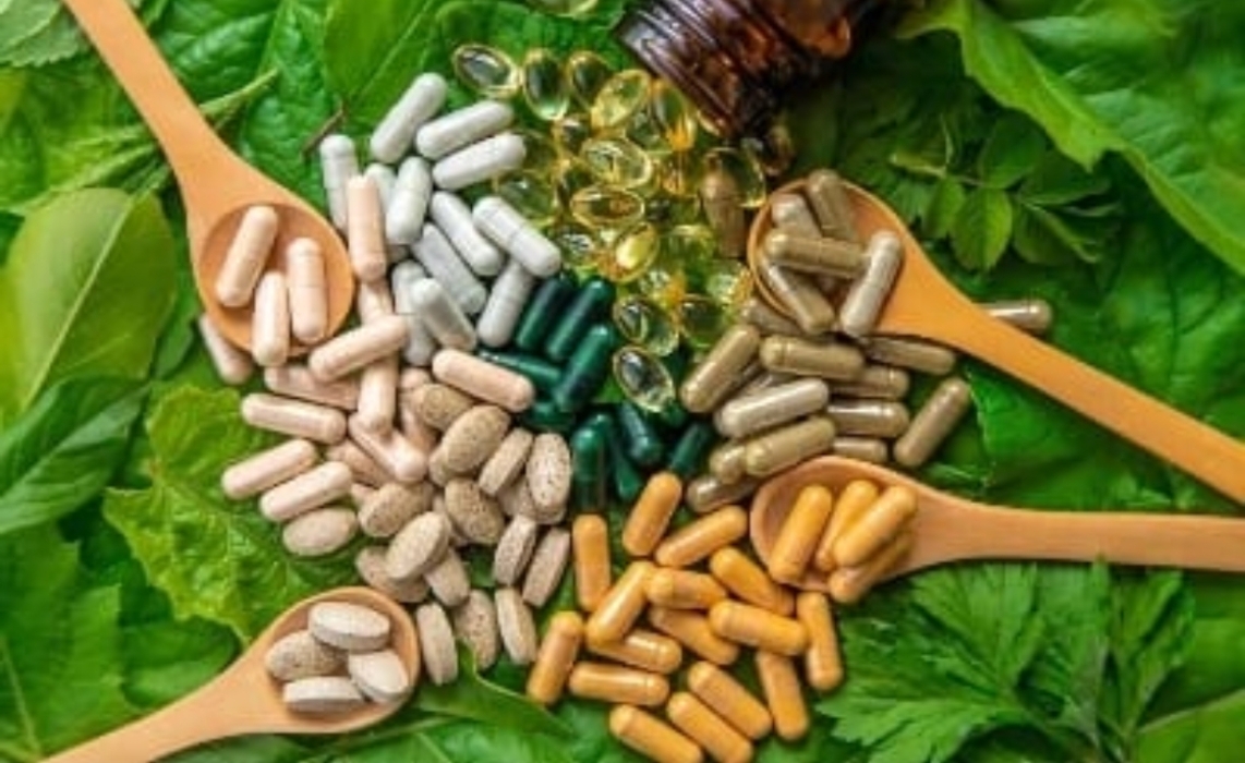 7 مكملات غذائية تنقذكِ بعد الـ40.. اكتشفيها الآن !