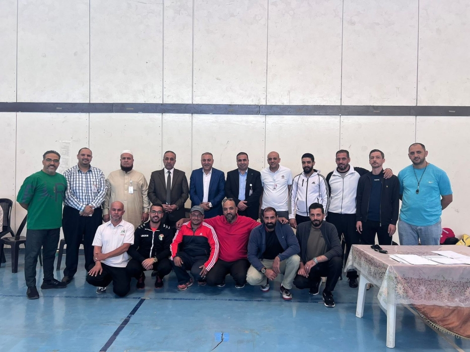 تربية الكرك تختتم بطولة الريشة الطائرة للذكور