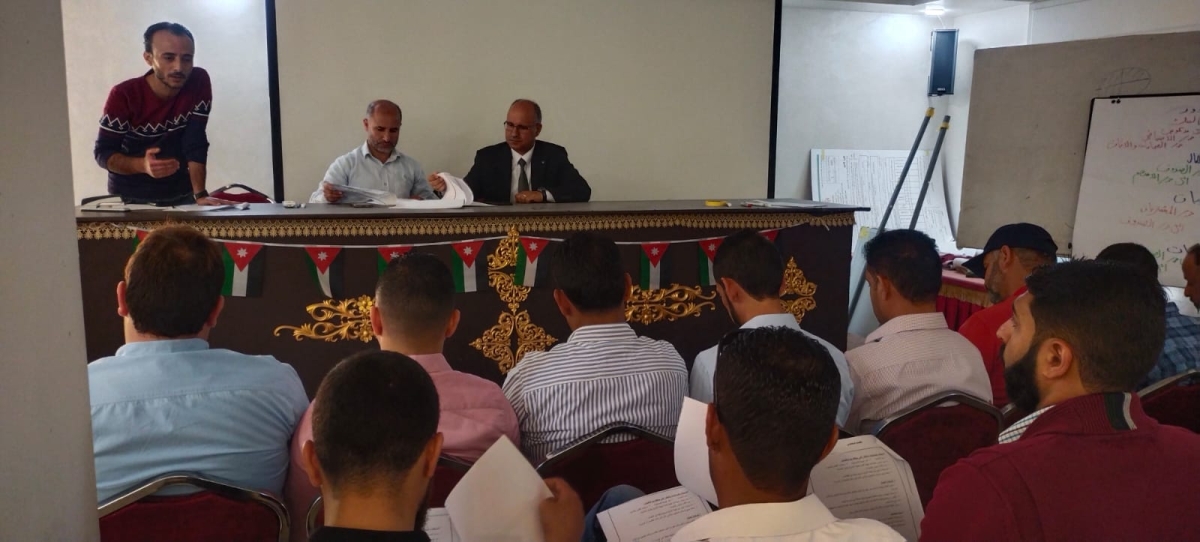 السفاسفة يفتتح ورشة عمل لمسؤولي المقاصف المدرسية في البادية الجنوبية