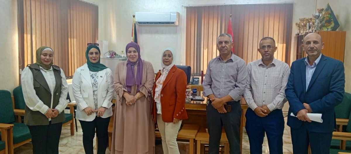 الشطناوي تستقبل فريق من الوزارة لتقييم الإنجازات المتعلقة بمسابقة جائزة مجالس التطوير التربوي