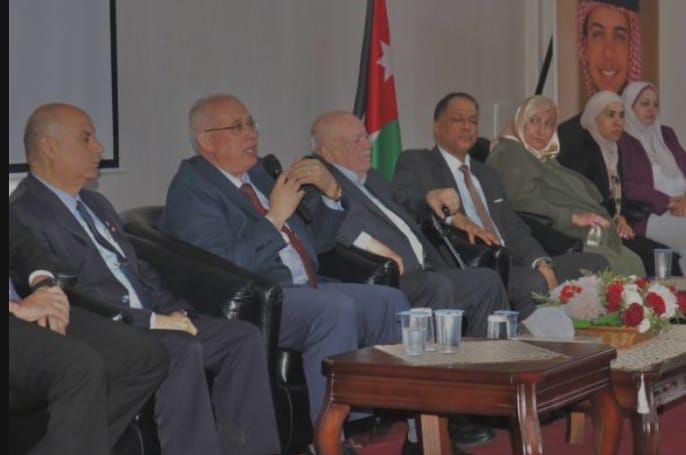 لقاء رئيس مجلس أمناء الكلية الجامعية العربية للتكنولوجيا وعميد الكلية بأعضاء الهيئة التدريسية