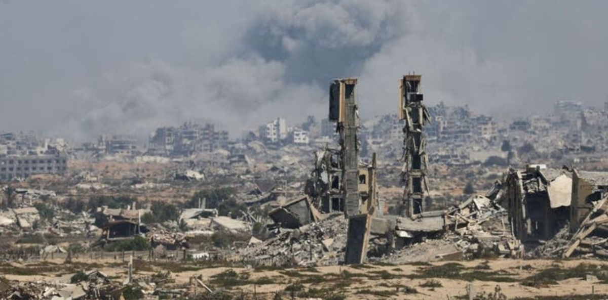 رغم وقف إطلاق النار.. غارة وقصف مدفعي على مدينتي خان يونس وغزة