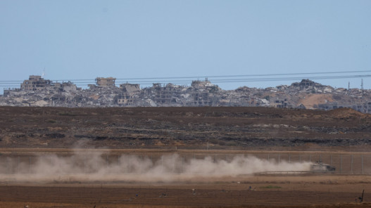جيش الاحتلال يبدأ بالانسحاب من بعض المناطق في قطاع غزة