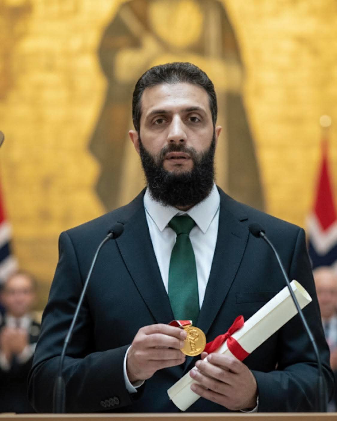 إعلاميون ومدونون سوريون يتوقعون فوز الرئيس أحمد الشرع بجائزة نوبل للسلام