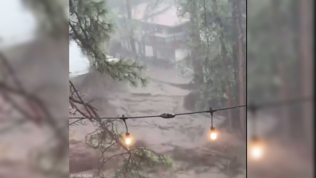 فيضانات في المكسيك تخلف عشرات القتلى والمفقودين