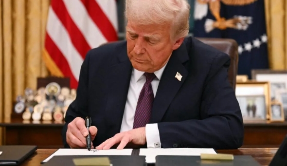 البيت الأبيض : ترمب تلقى التطعيمات قبل زيارة الشرق الأوسط