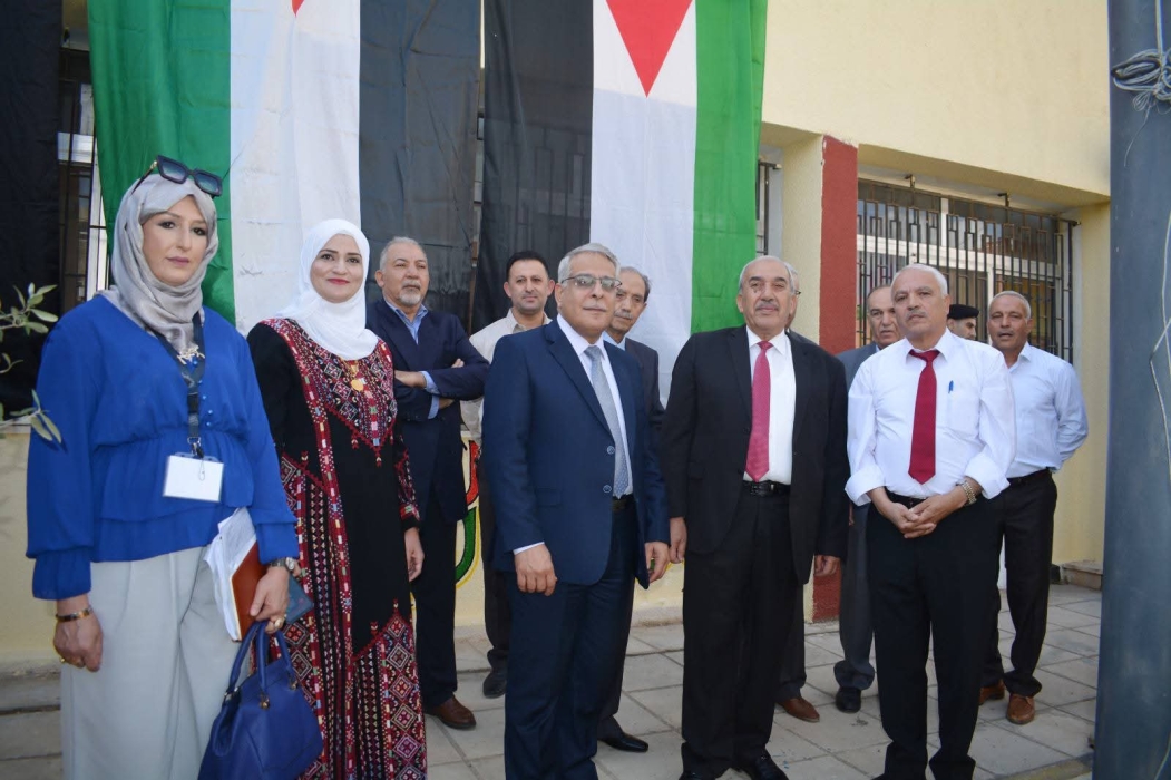 برعاية الخصاونة: العلم الأردني يرفرف على سارية 25 متراً في كفر جايز