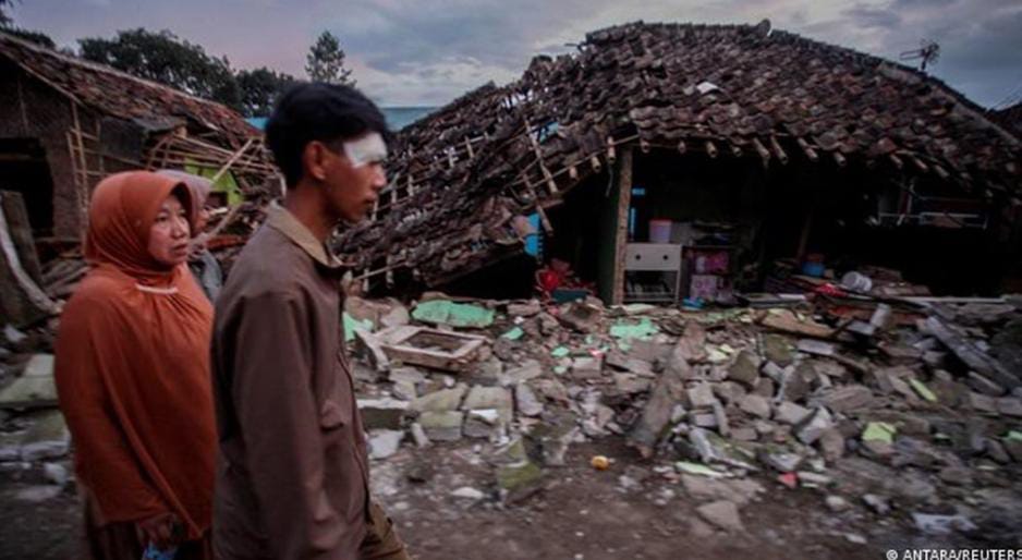 هزة أرضية بقوة 4.6 درجة تضرب إندونيسيا