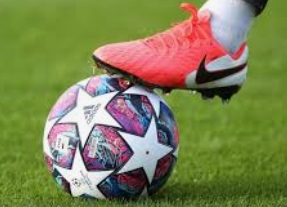 فريق الاتحاد يتصدر دوري المحترفات لكرة القدم