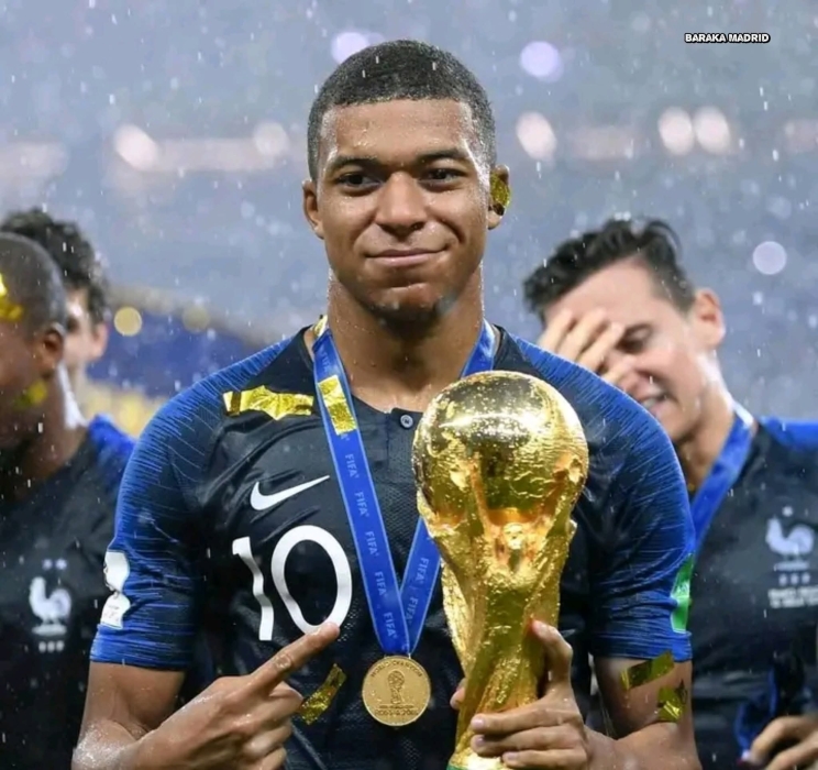 كيليان مبابي يواصل تحطيم الأرقام القياسية في تاريخ كأس العالم