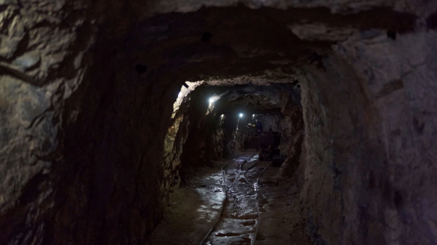 مصرع 14 شخصًا على الأقل في انهيار منجم جنوب فنزويلا