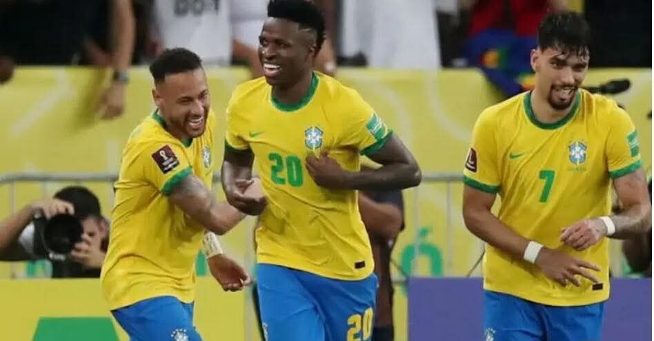 أنشيلوتي يجهز مفاجأة هجومية في المنتخب البرازيلي