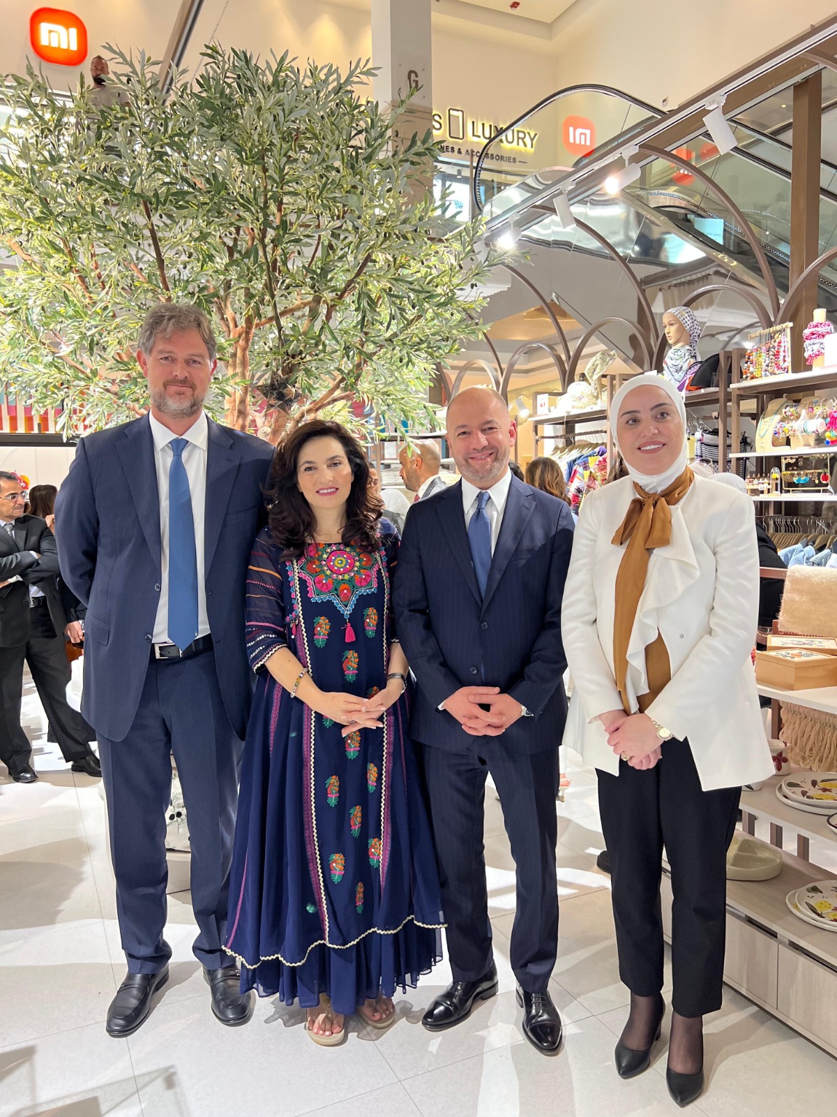 البنك الأردني الكويتي يرعى مشروع “The Avenue” الريادي التابع لمؤسسة الأميرة تغريد للتنمية والتدريب