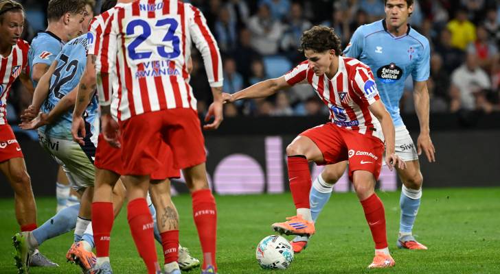 أتلتيكو مدريد يستضيف أوساسونا في قمة يبحث فيها عن العودة للمربع الذهبي