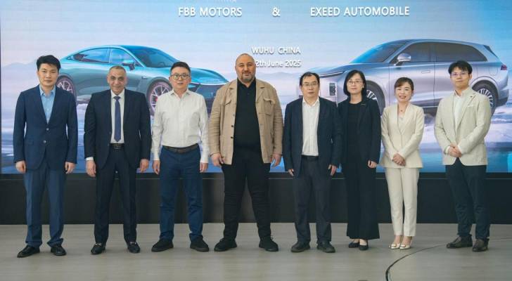 شركة FBB القابضة توقع اتفاقية شراكة استراتيجية مع EXEED لإطلاق العلامة في الأردن