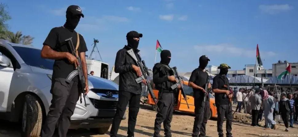 مسؤول مصري يكشف مفاجأة بشأن مصير ‘‘حماس’’ ويكشف عن حل وسط بشأن سلاح المقاومة