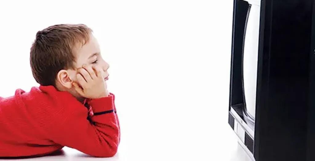 دراسة كندية..كل ساعة إضافية أمام الشاشات تقلل فرص التفوق الدراسي بنسبة 10