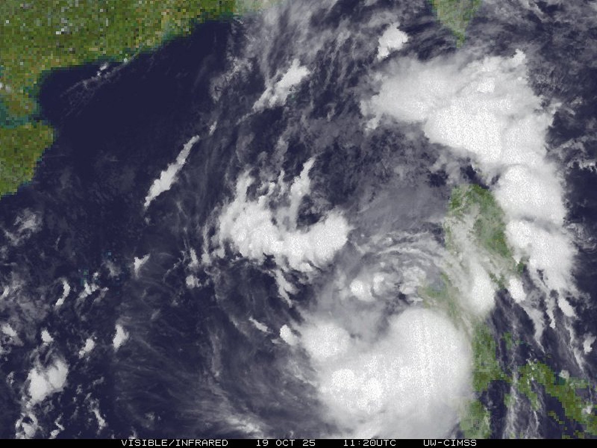الصين تصدر إنذارًا باللون الأزرق لمواجهة الإعصار فنغشن