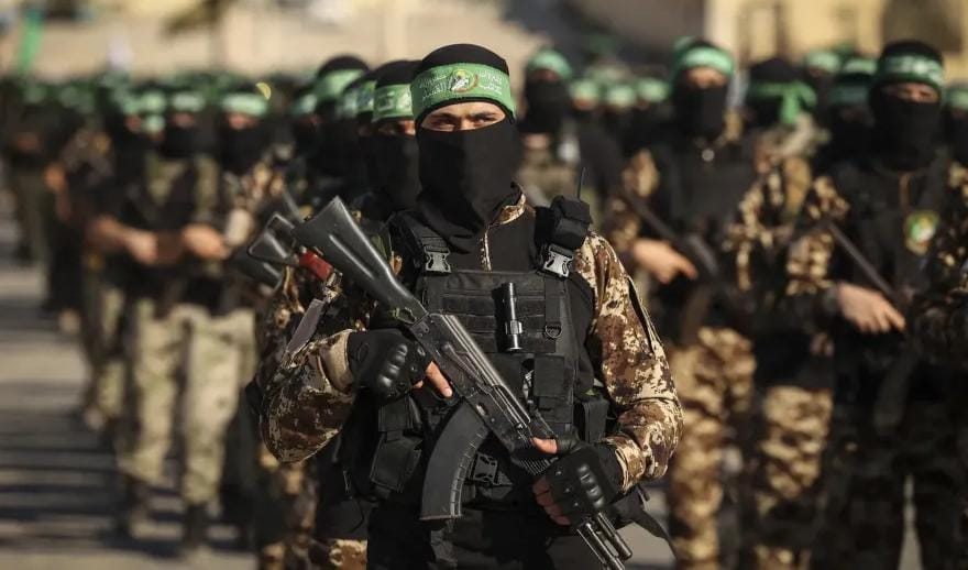 كتائب القسام تسلم جثة جندي إسرائيلي في إطار اتفاق شرم الشيخ للسلام