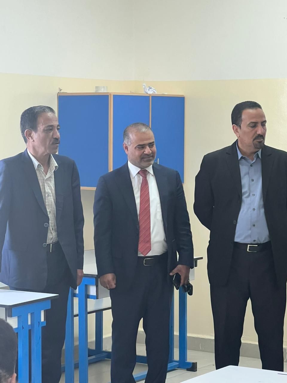 الزبن يتابع سير انتخابات البرلمان الطلابي في مدارس الموقر ويشيد بمستوى وعي الطلبة