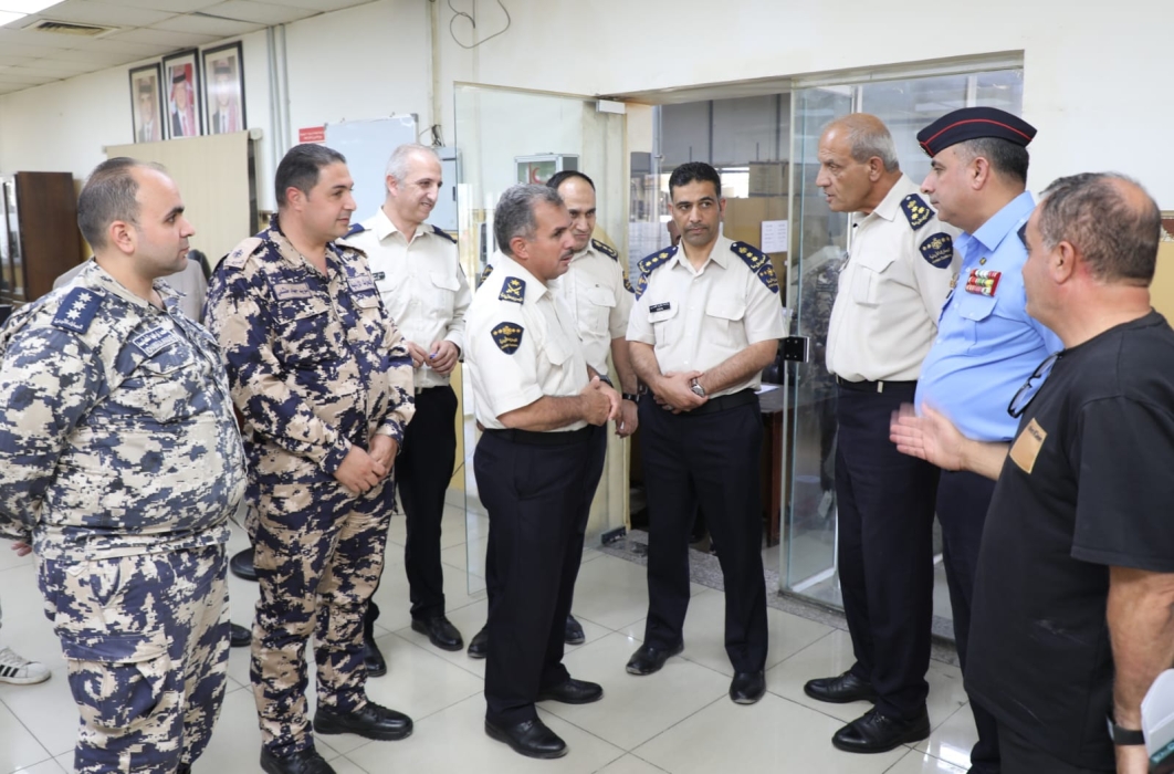 *الجمارك: جاهزية وتنسيق بدرجة عالية للتعامل مع حركة التخليص على المركبات*