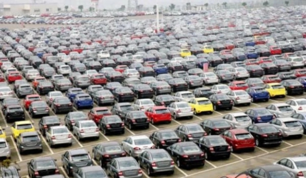 النائب البستنجي يدعو لمراجعة قرار المركبات تجنبًا لأضرار واسعة