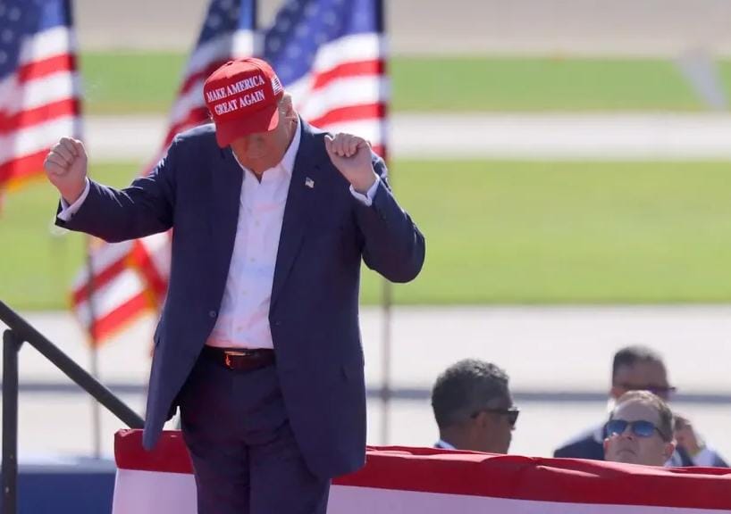 ترامب يهدم الجناح الشرقي بالبيت الأبيض لبناء قاعة رقص فاخرة تتسع لـ999 شخصًا