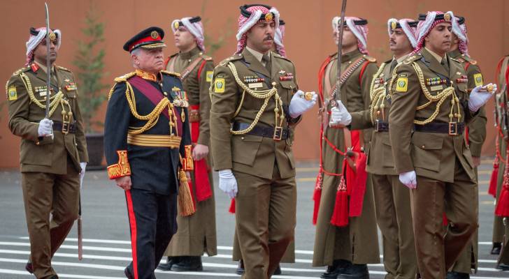 هيبة الدولة ورمزية القيادة.. ماذا يكشف الزي الملكي والمراسم في يوم خطاب العرش؟