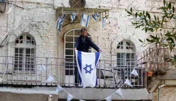 العالم ينشغل بغزة.. و“سرطان الاستيطان” ينتشر في الضفة