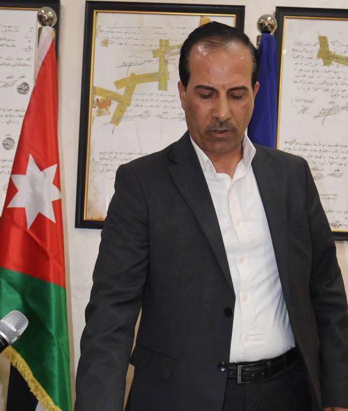 الفقهاء يباشر عمله رئيسًا للجنة بلدية الزرقاء بالإنابة