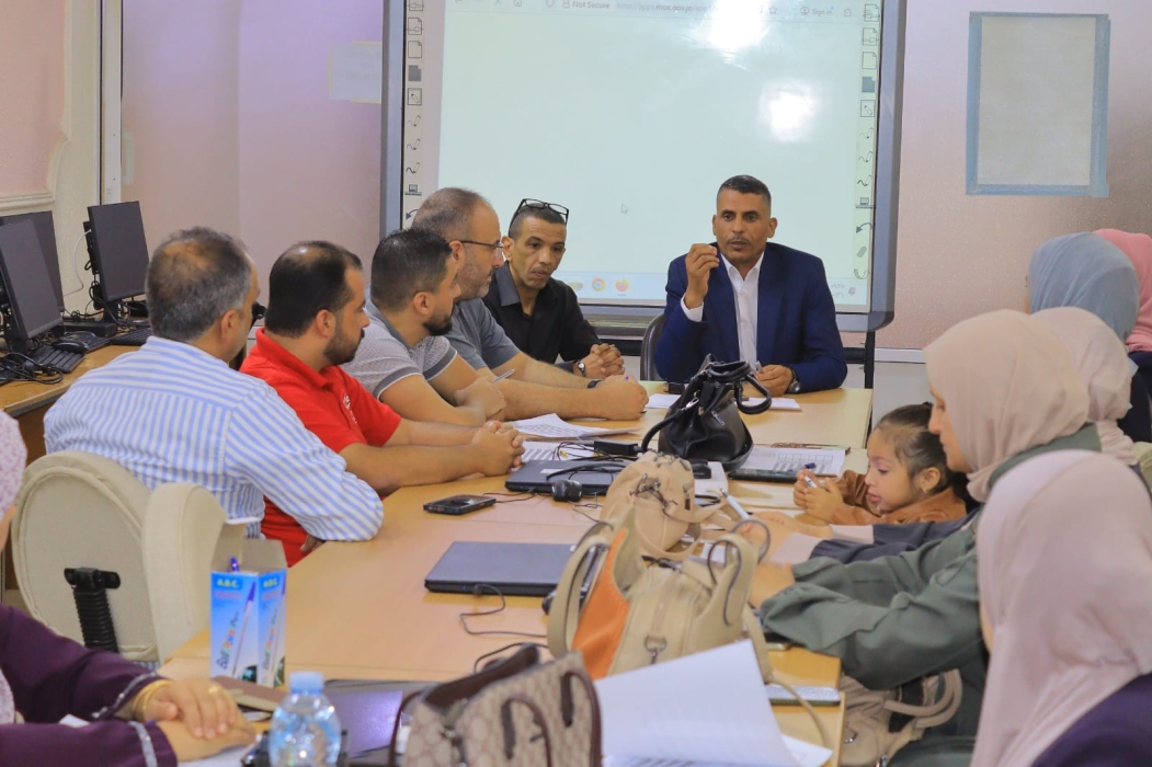 افتتاح ورشة تدريبية لقيمي مختبرات الحاسوب في تربية البادية الشمالية الغربية