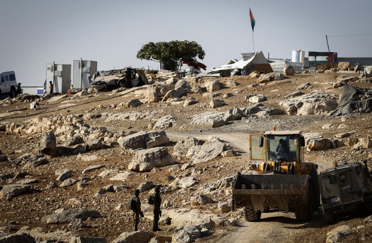 الاحتلال يستولي على 73 دونما من أراضي محافظة رام الله والبيرة